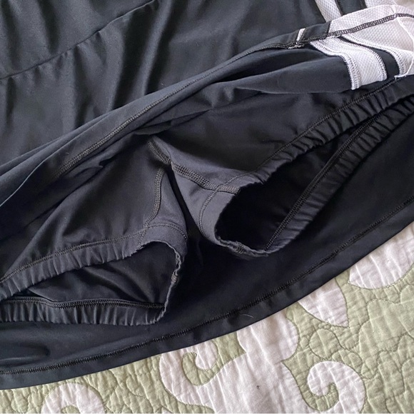 Kswiss black athletic tennis skirt LNC in size Med - Picture 4 of 4